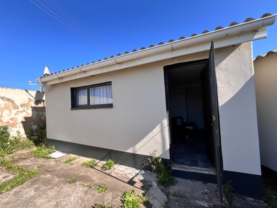 2 Bedroom Property for Sale in Mdantsane Eastern Cape